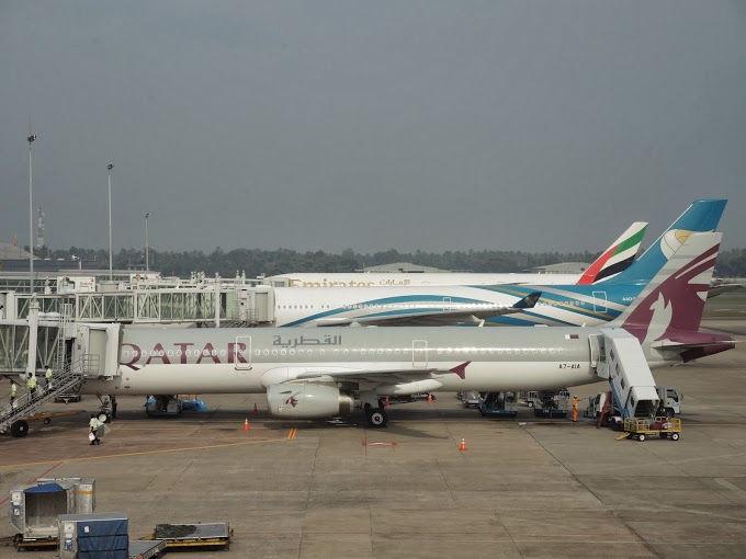 Honeymooning RTW in 21 Days: Colombo to London via Dubai: Emirates First Class