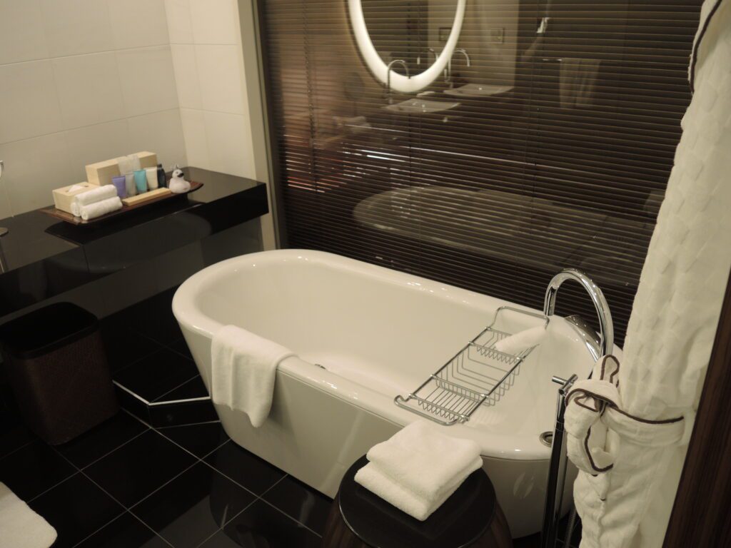 conrad tokyo bathtub
