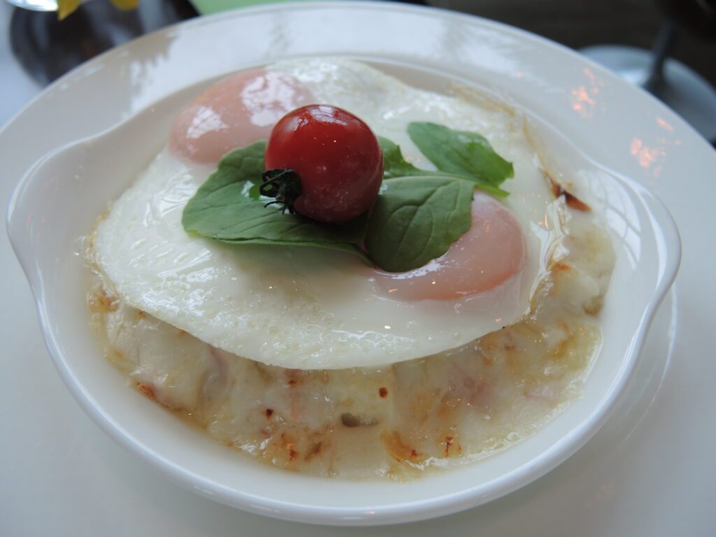 conrad tokyo breakfast eggs