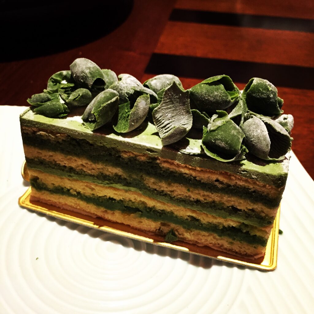 tokyo ginza green tea cake