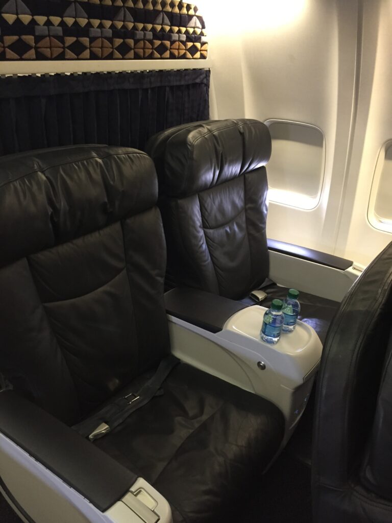 alaska airlines sjc ogg first class seats