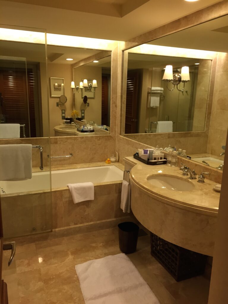 conrad singapore hotel bathroom