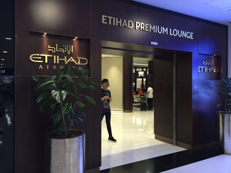 Lounge Review: Etihad Premium Lounge At AUH