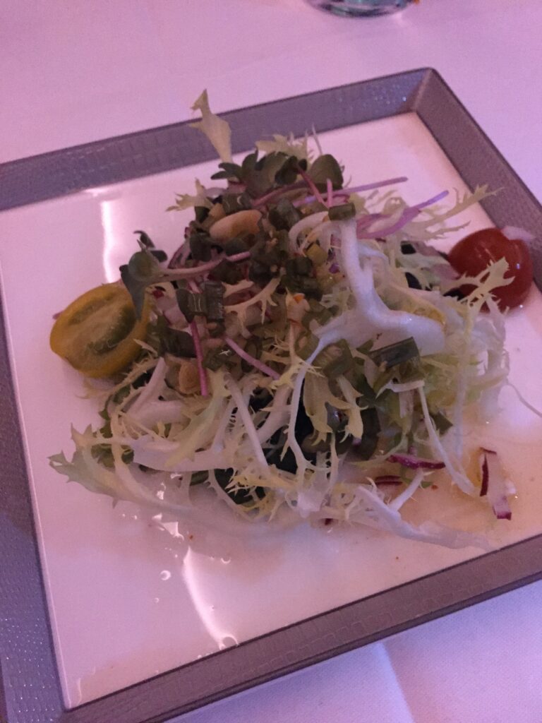 singapore airlines first class icn salad