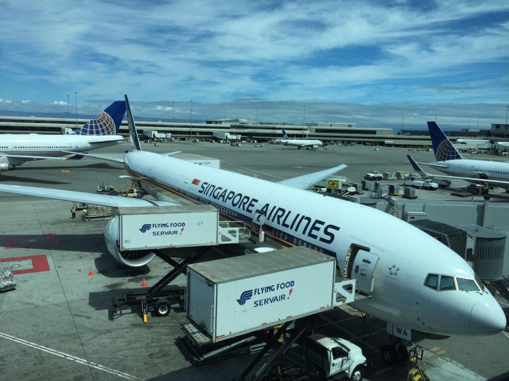 singapore airlines first class sfo boeing 777 plane