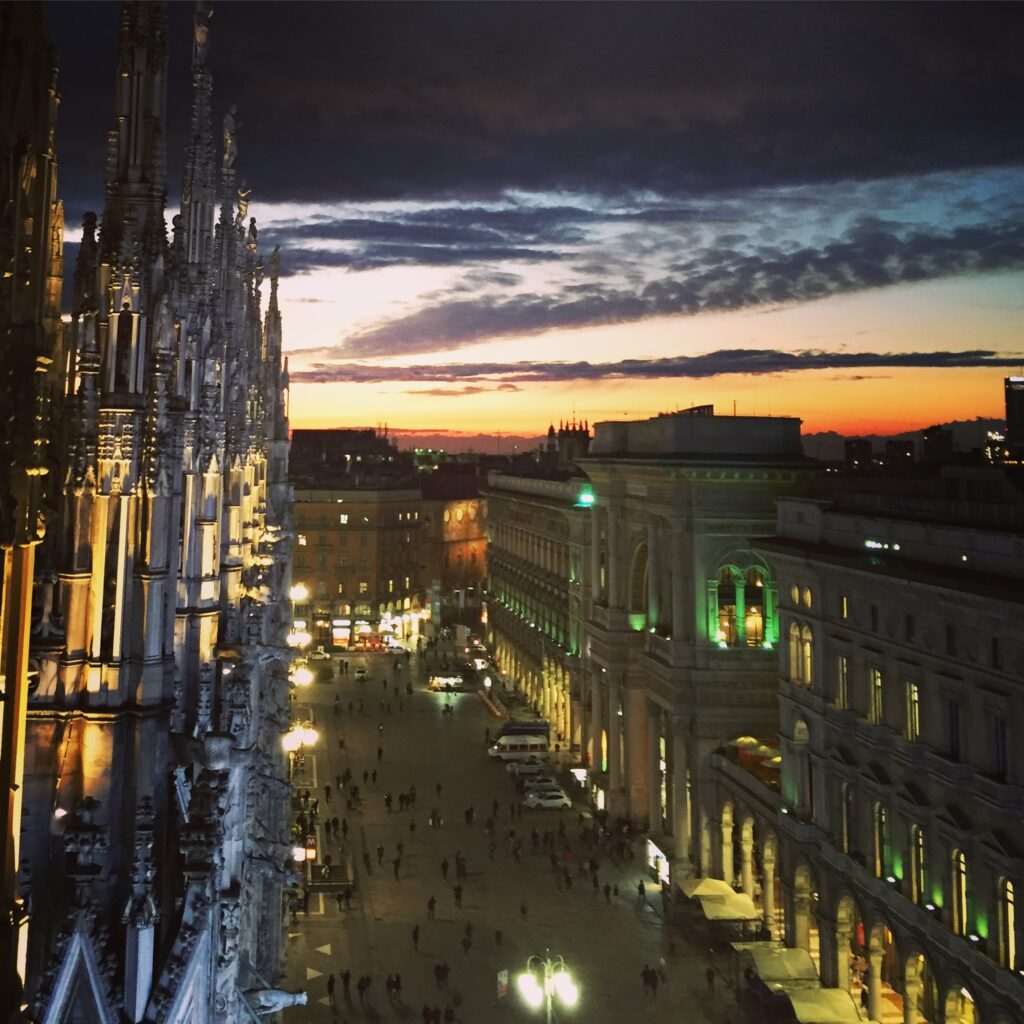 milan duomo cathedral rooftop sunset view