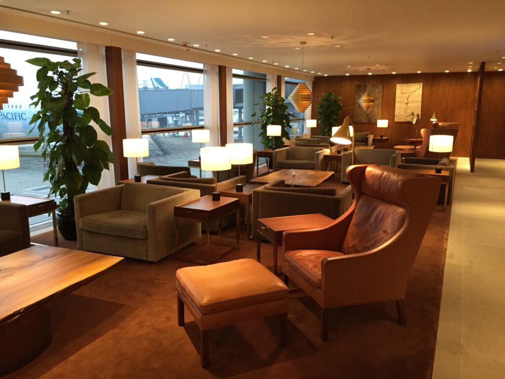 cathay pacific the pier first class lounge seating 1
