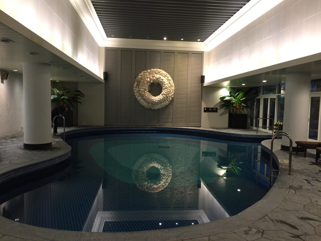 kensington-hotel-jeju-indoor-pool