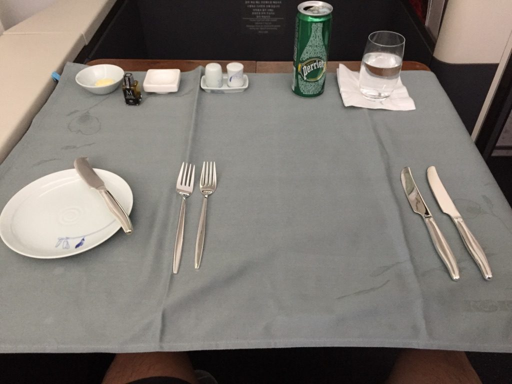 korean-air-first-class-dining-table